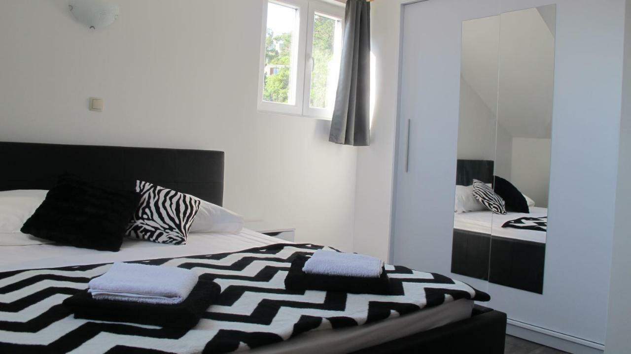 Guesthouse Ruza Sobra Apartments In The Attic Of The House Luaran gambar
