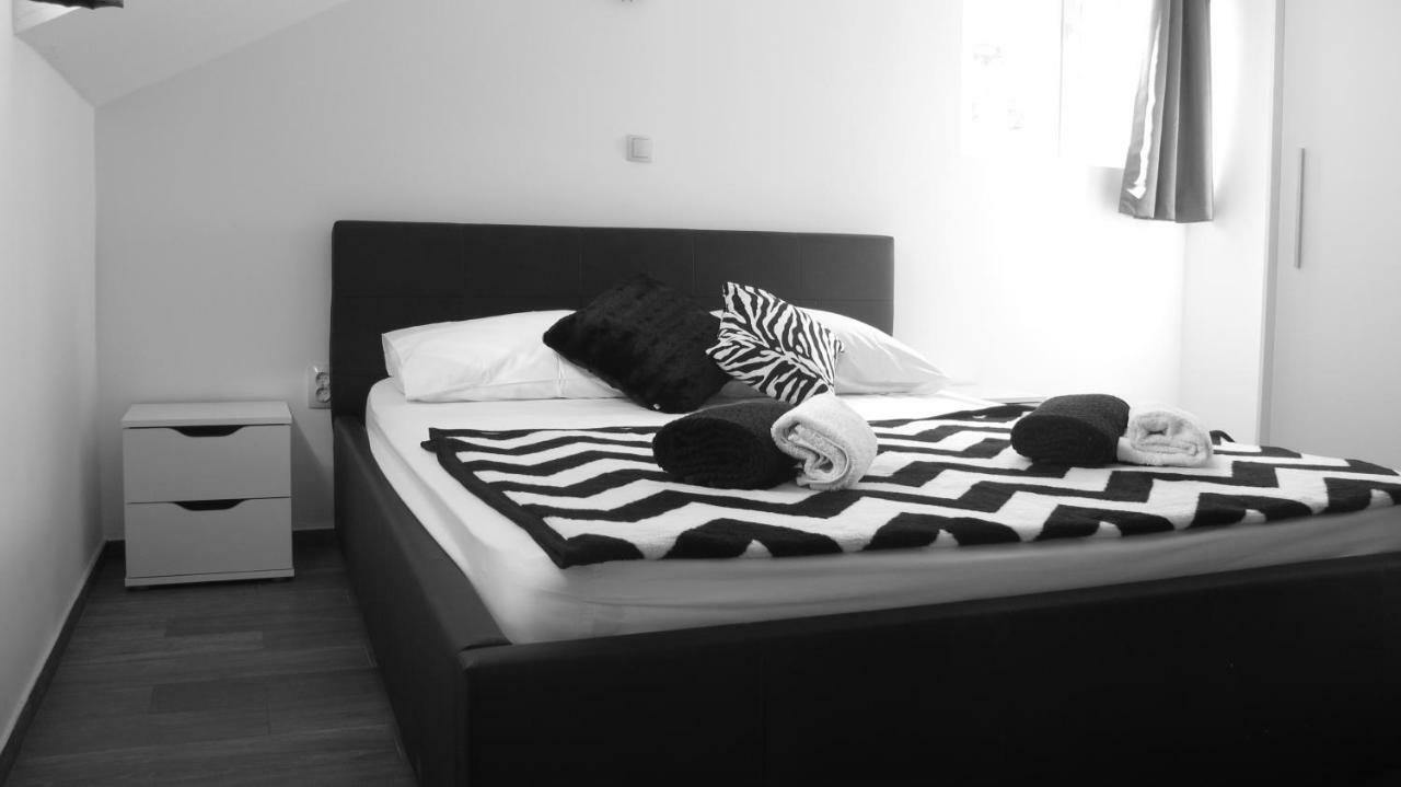 Guesthouse Ruza Sobra Apartments In The Attic Of The House Luaran gambar