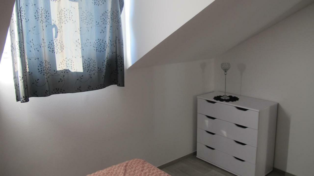 Guesthouse Ruza Sobra Apartments In The Attic Of The House Luaran gambar